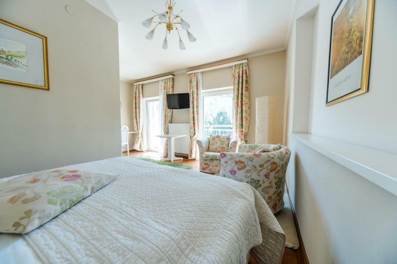 Hotel St. Hubertushof Bad Gleichenberg Ngoại thất bức ảnh