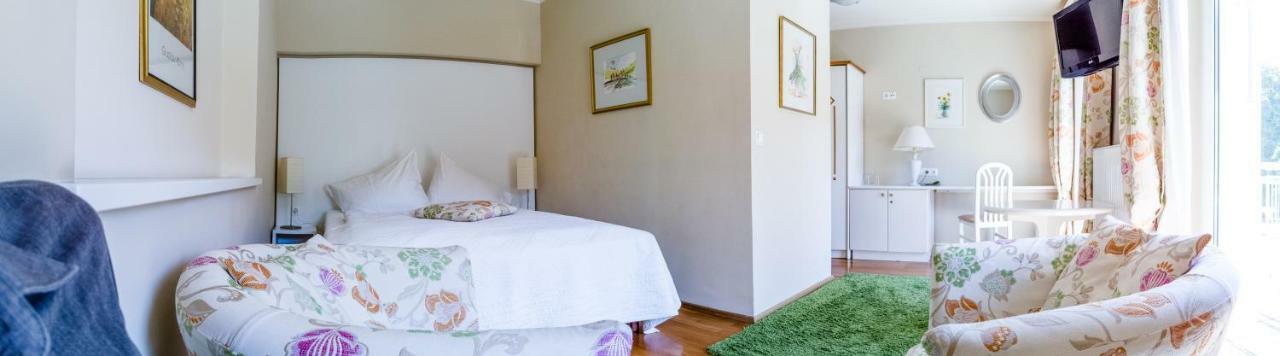 Hotel St. Hubertushof Bad Gleichenberg Ngoại thất bức ảnh